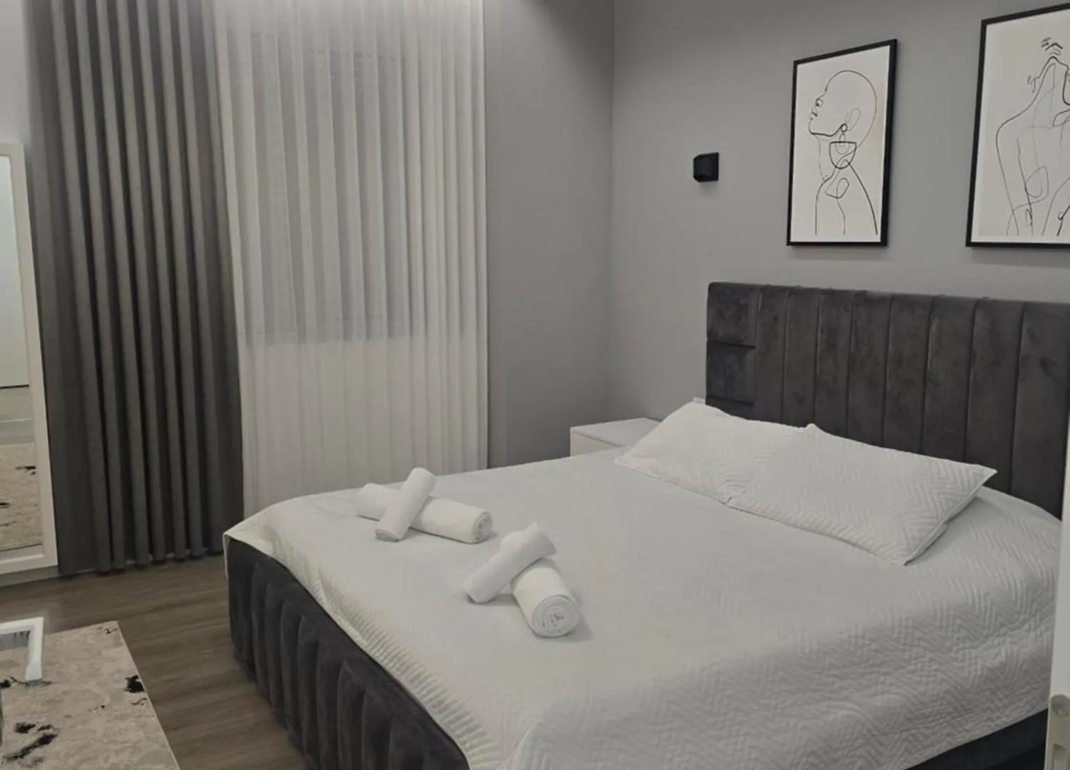 Riar Apartaments Korce 0*,